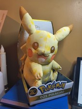 NEW Pokemon 20th Anniversary Pikachu Plush by Tomy - Toys R Us Exclusive E2