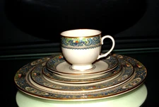 Lenox Autumn (Gold Backstamp) Five-Piece Place Setting U S A