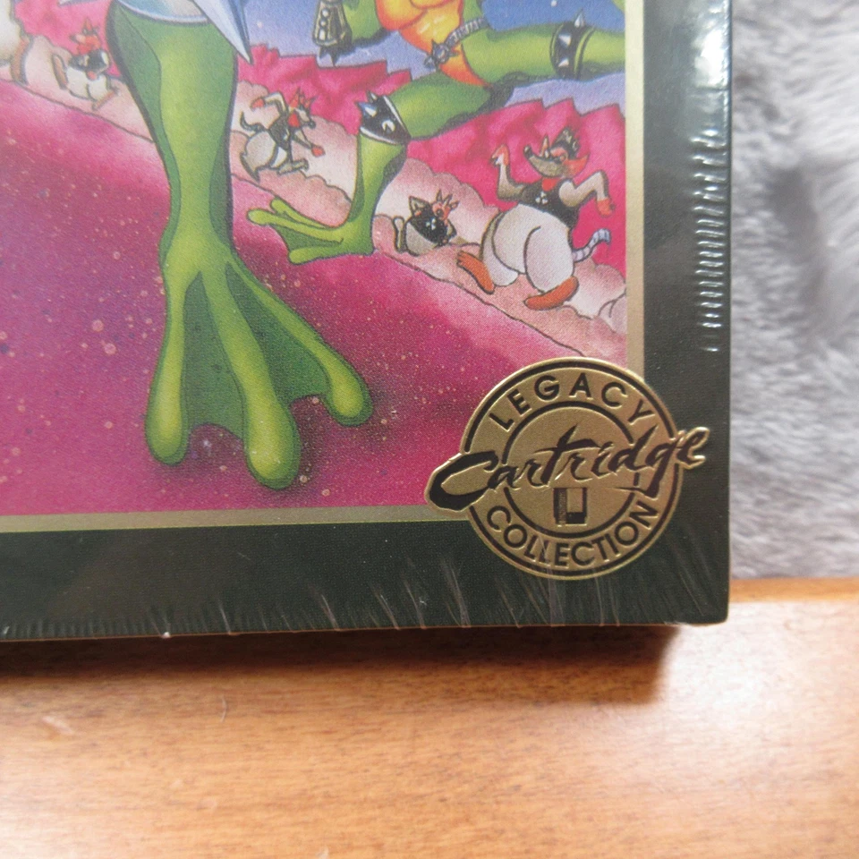 Battletoads NES Legacy Cartridge Collection Iam8bit Limited Edition Box Set - Image 3 of 4
