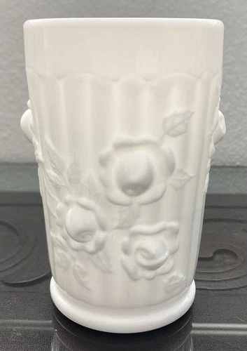 Vtg Fenton (?) Milk Glass Cabbage Rose Pattern Juice Flat Tumbler 4" Tall RARE