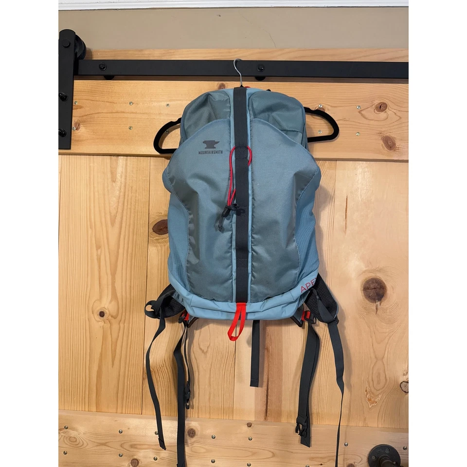 Mountainsmith Apex 25L Backpack NWOT - Image 2 of 4
