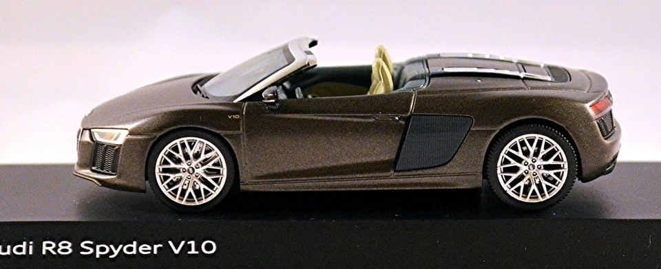 Audi R8 Spyder V10 Tipo 4S 2015-18 Argus Marrone Opaco Metallo 1:43 Herpa - Immagine 2 di 4