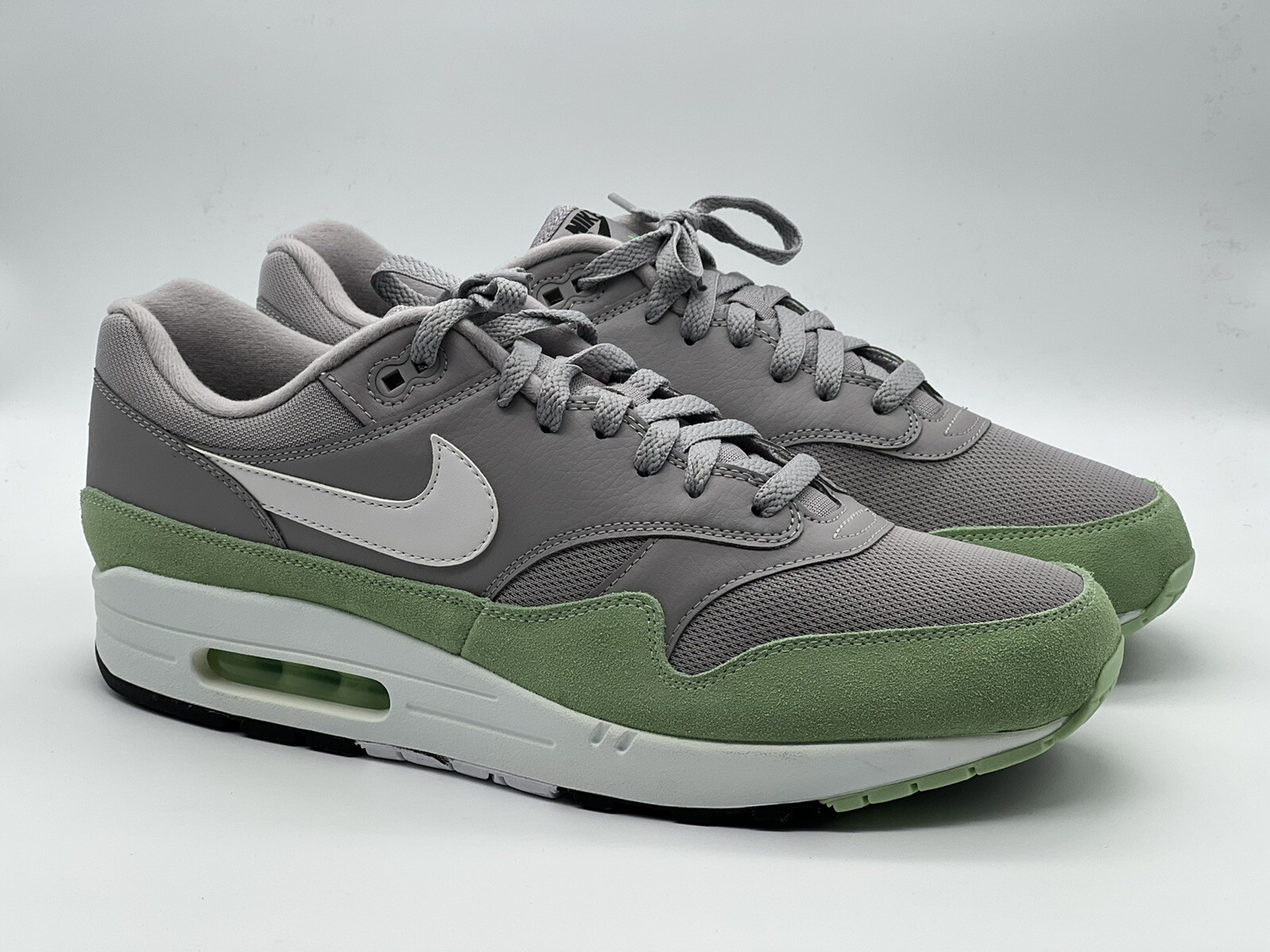 grey mint air max 1