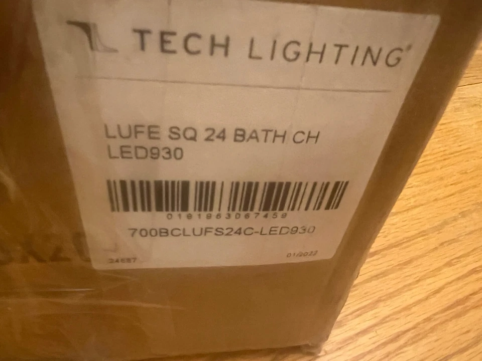 Tech Lighting 700BCLUFS24C-LED930 Lufe LED 24" Chrome Bath/Wall Light, Square - Image 2 of 4