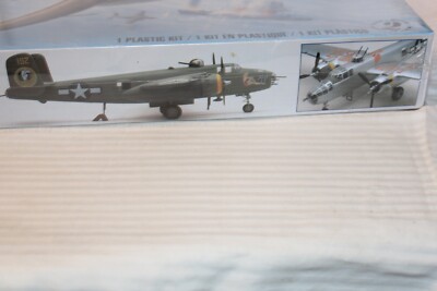 1⁄48 Scale Revell, B-25J Mitchell Bomber Airplane Model Kit #85 1⁄48 Scale Revell, B-25J Mitchell Bomber Airplane Model Kit #85