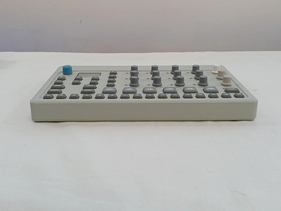 ELEKTRON Model:Cycles Groovebox From Japan - Image 3 of 4