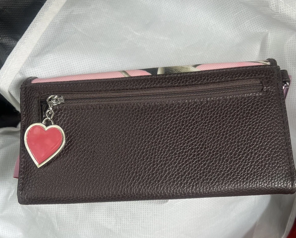 Cartera Plegable Realtree Rosa Camuflada Mujer Foto 2 de 4