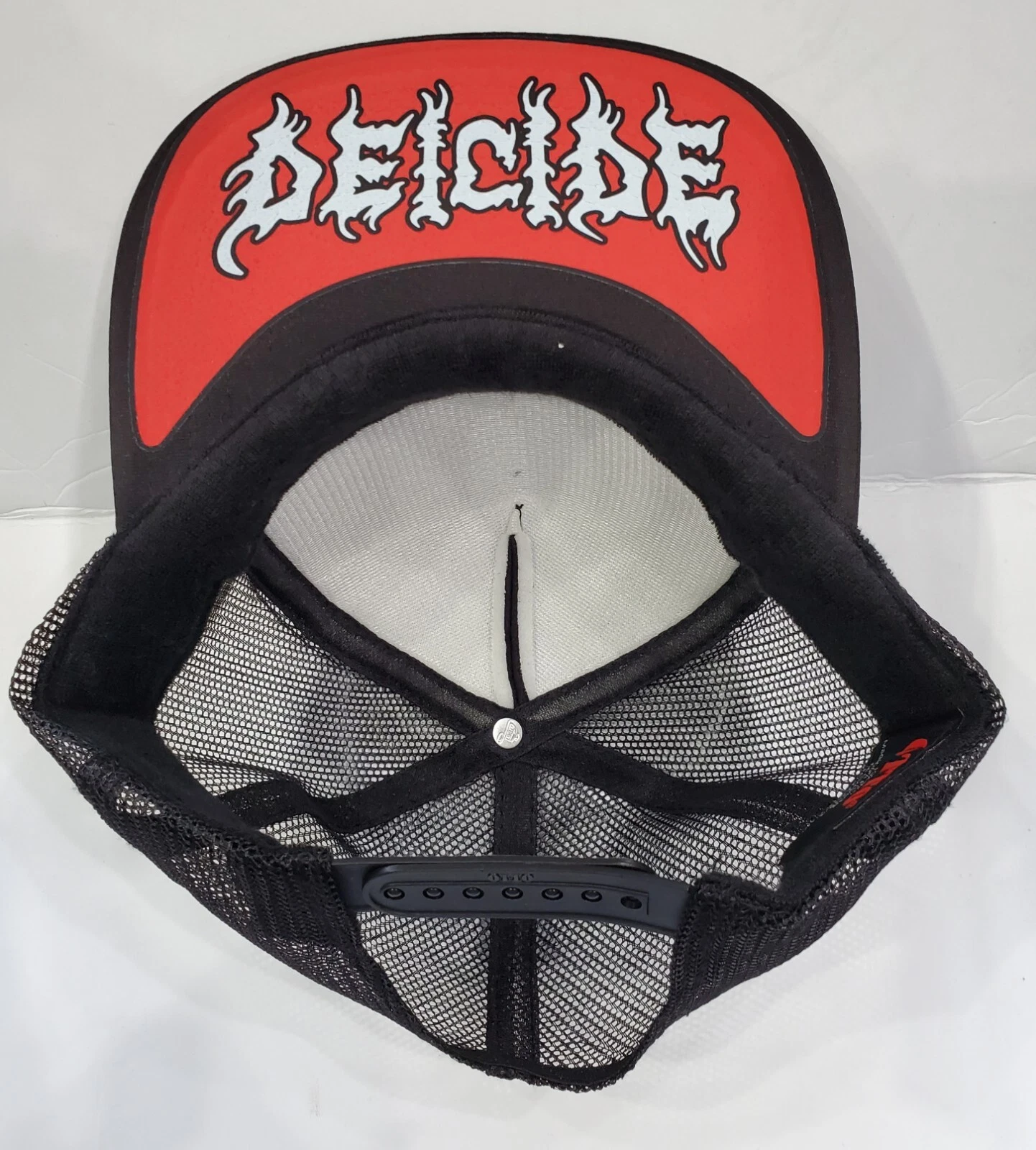 Metal Head Black Death Gothic Industrial Red Medallion BottomTop Trucker Adjust