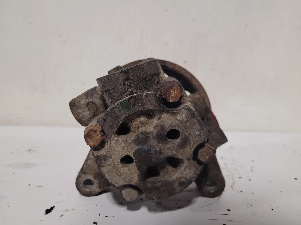 Bomba de dirección asistida usada se adapta a: Honda Civic 1994 grado A Foto 2 de 4