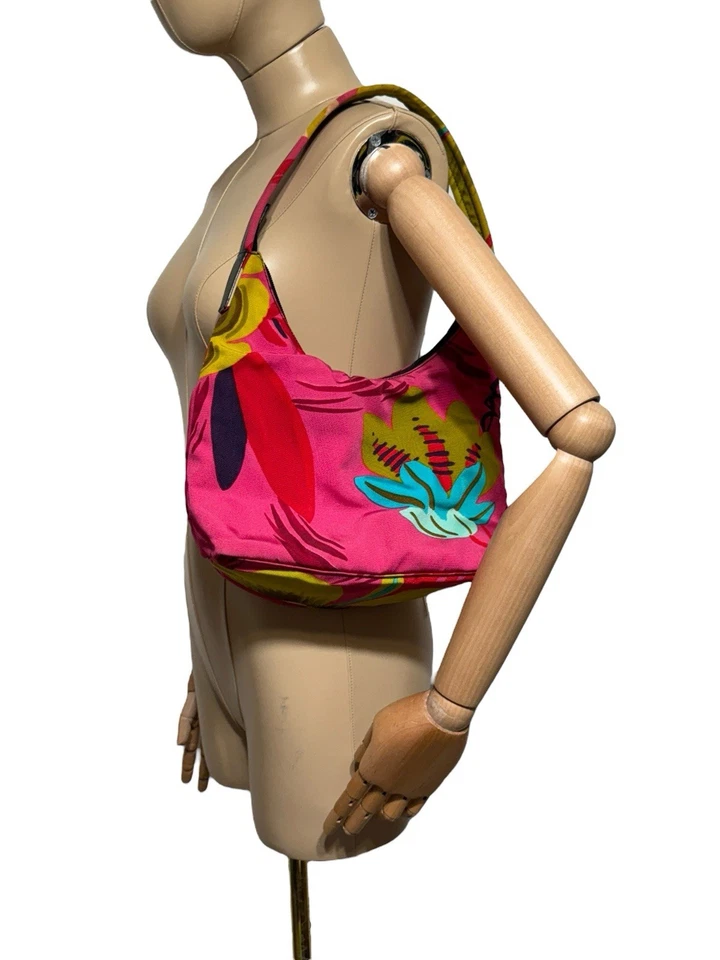 Bolso de Hombro Gucci by Tom Ford SS1999 Rosa Floral Nylon De Colección Foto 2 de 4