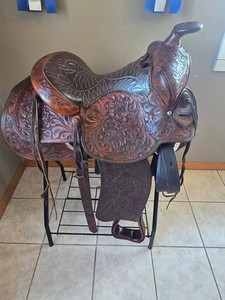 Bob Marrs Vintage Western Saddle, 15" seat, 1970s. Beautiful ranch/show saddle