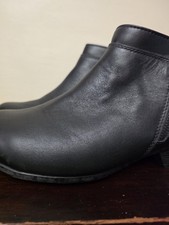 Rockport Shoes for Women for sale