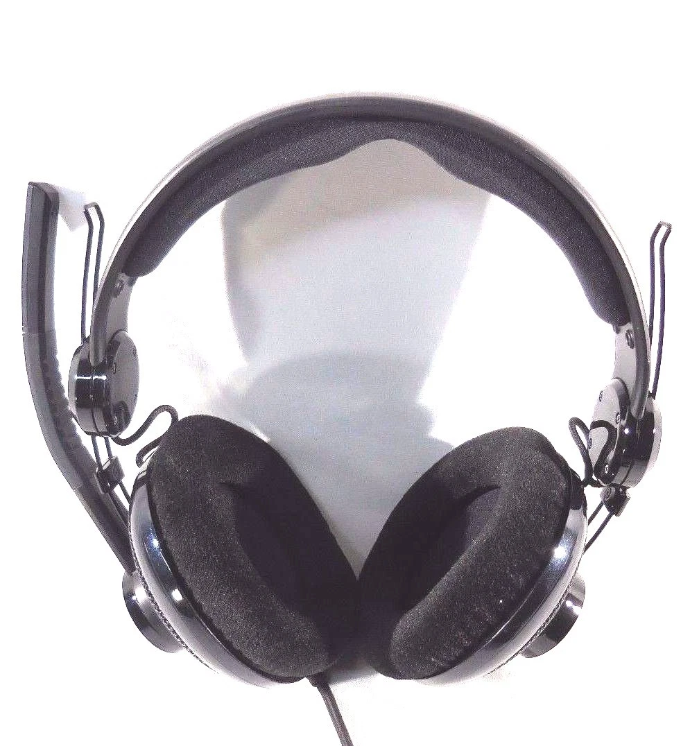 Razer Megalodon Over Ear 7.1 Surround Sound PC Gaming Headset. FOR