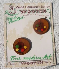 WOOTON BUTTONS Hand Painted ARTIST'S PALETTE 1 Card 2 Buttons UNUSED Cool