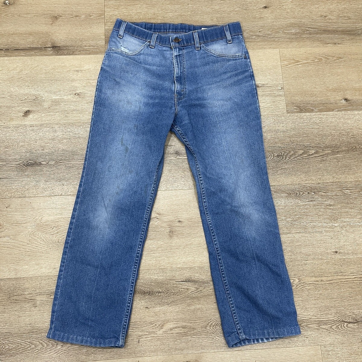 97’ Vtg Levis Action Jeans Mens 34 x 31 Adjustable Waist Brown Tab Denim  Creased