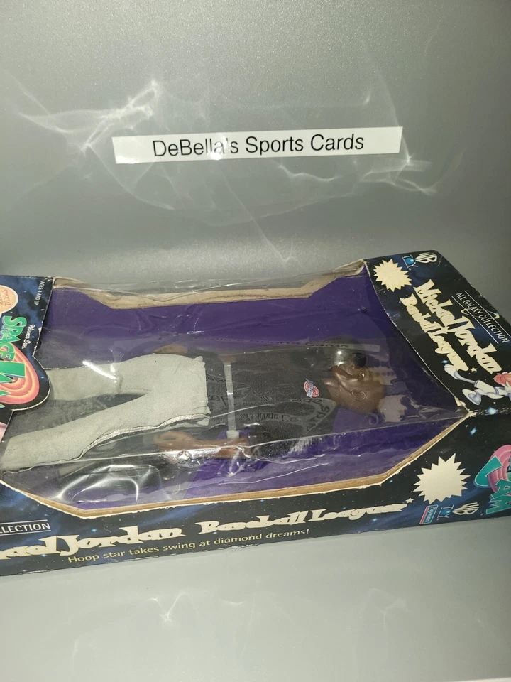 Figura de acción Michael Jordan Space Jam jugador de la liga de béisbol 1996 la caja es áspera  Foto 2 de 3