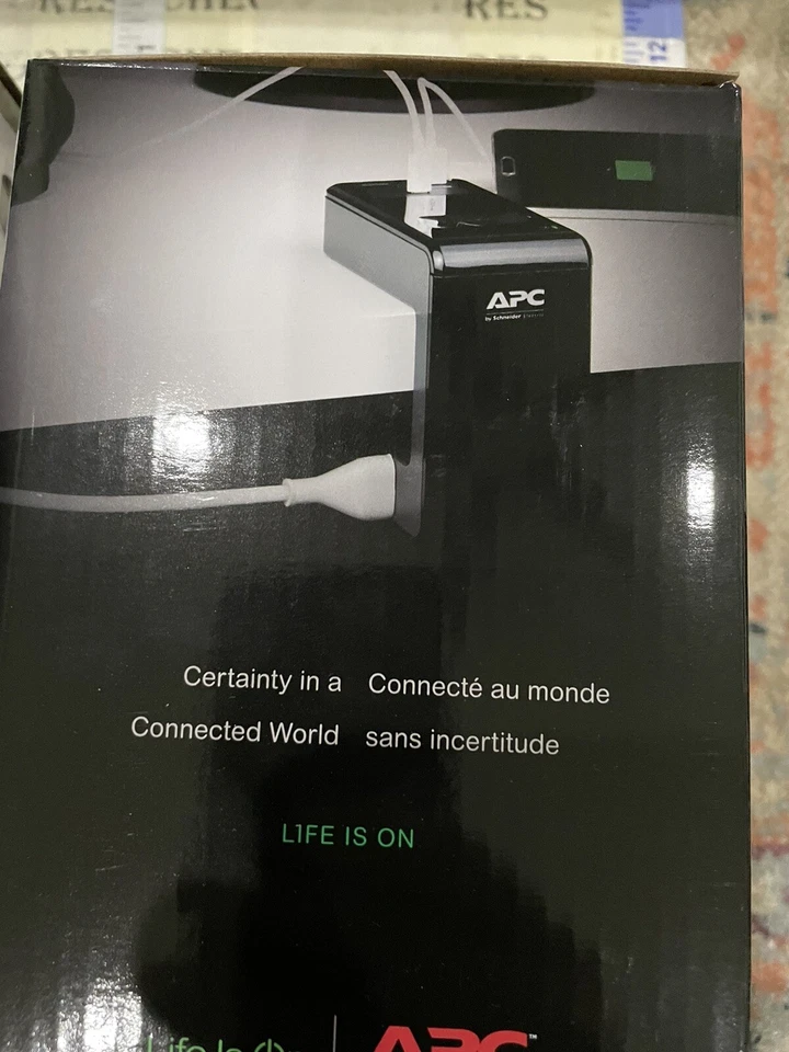 2X APC by Schneider Electric SurgeArrest 6-Outlet Surge Suppressor/Protector - Image 4 of 4