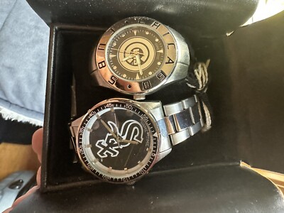 White Sox and cubs watches. Bought at estate Sale. Not sure If cubs Works.