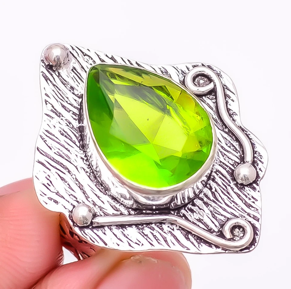 Burmese Peridot Gemstone Silver Plated Jewelry Ring s.9 S2768 - Image 3 of 4
