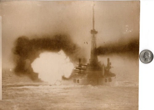 WW1 WWI American US Navy USN Military Press Photo Battleship Firing Guns at Sea