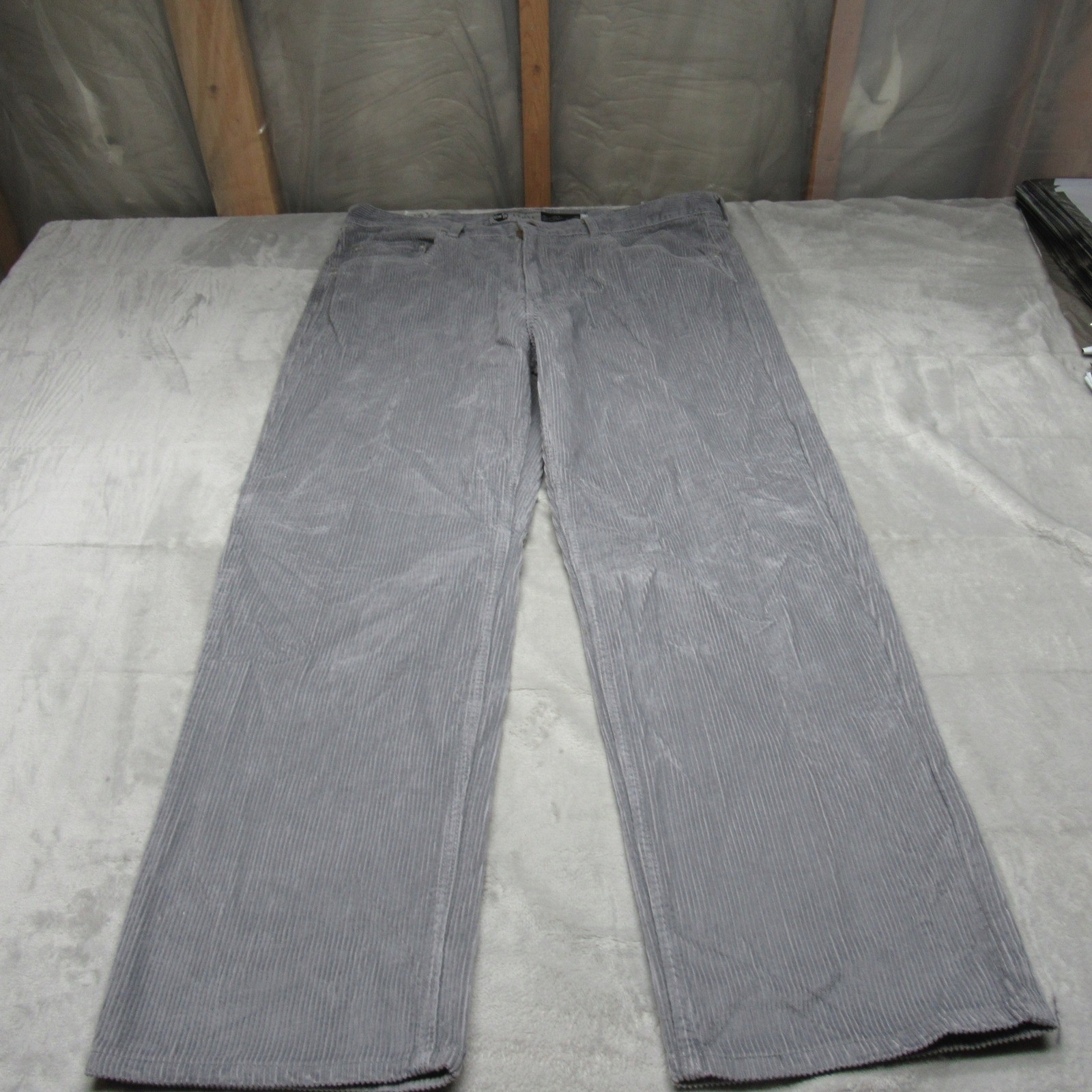 Levis Baggy Pants Mens 38x32 Grey Silver Tab Loose Fit Corduroy Straight VTG 90s