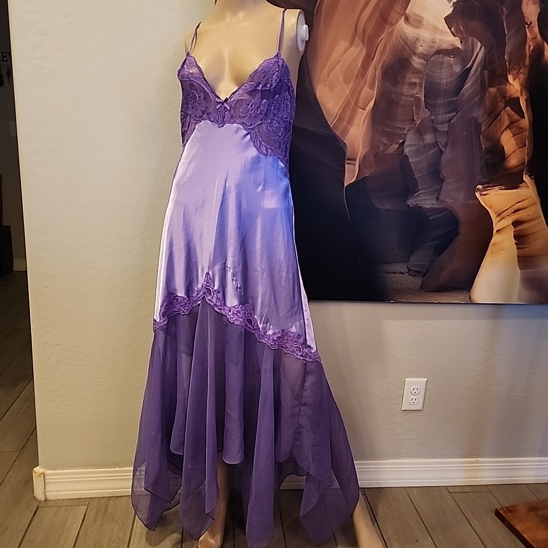 Picture 1 of 10