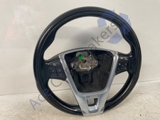 Volvo V40  525 12-19 Pre-Facelift Steering Wheel With Multi Functions 34152641A