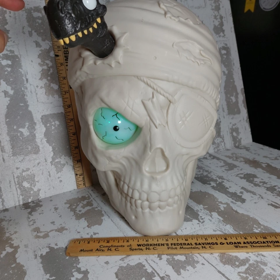 Zuru Smashers Isla Dino Trabajo Gigante Pirata Calavera Cabeza Megalodon Tiburón Foto 3 de 4