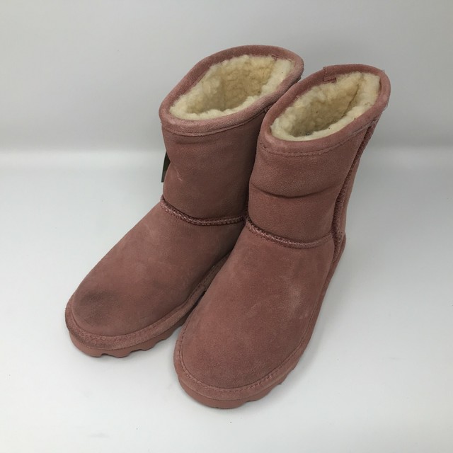 pointed leather booties