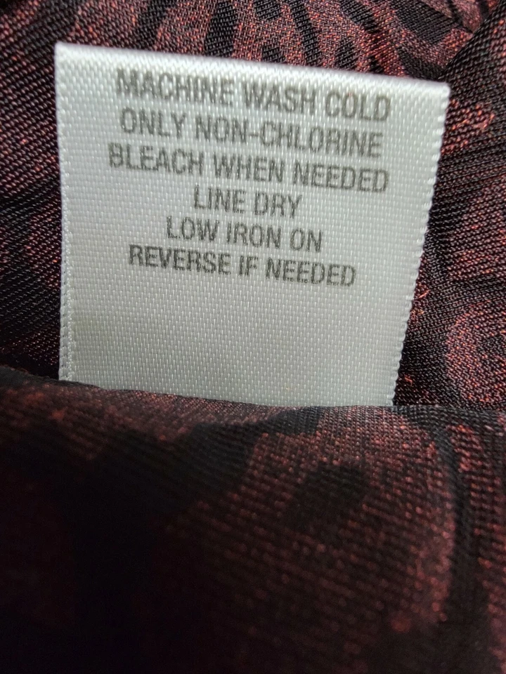 Camisa Top Blusa Dressbarn Mujer Talla 3X Roja Negra Floral Terciopelo SENTIR Foto 4 de 4