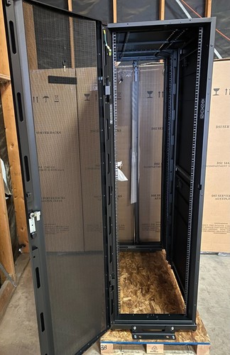DELL AR3300X717 42U 600MM X 1200MM SERVER RACK ENCLOSURE DATA CENTER RACKS USED - Picture 2 of 5