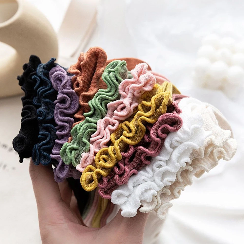 Calcetines cortos al tobillo de algodón súper finos con volantes con volantes para mujer Foto 4 de 4