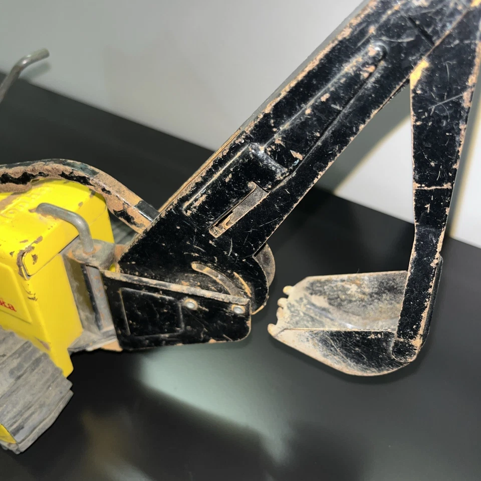 Vintage Tonka T-6 Excavator/Loader Backhoe 26”  USA Construction track toy - Image 3 of 4