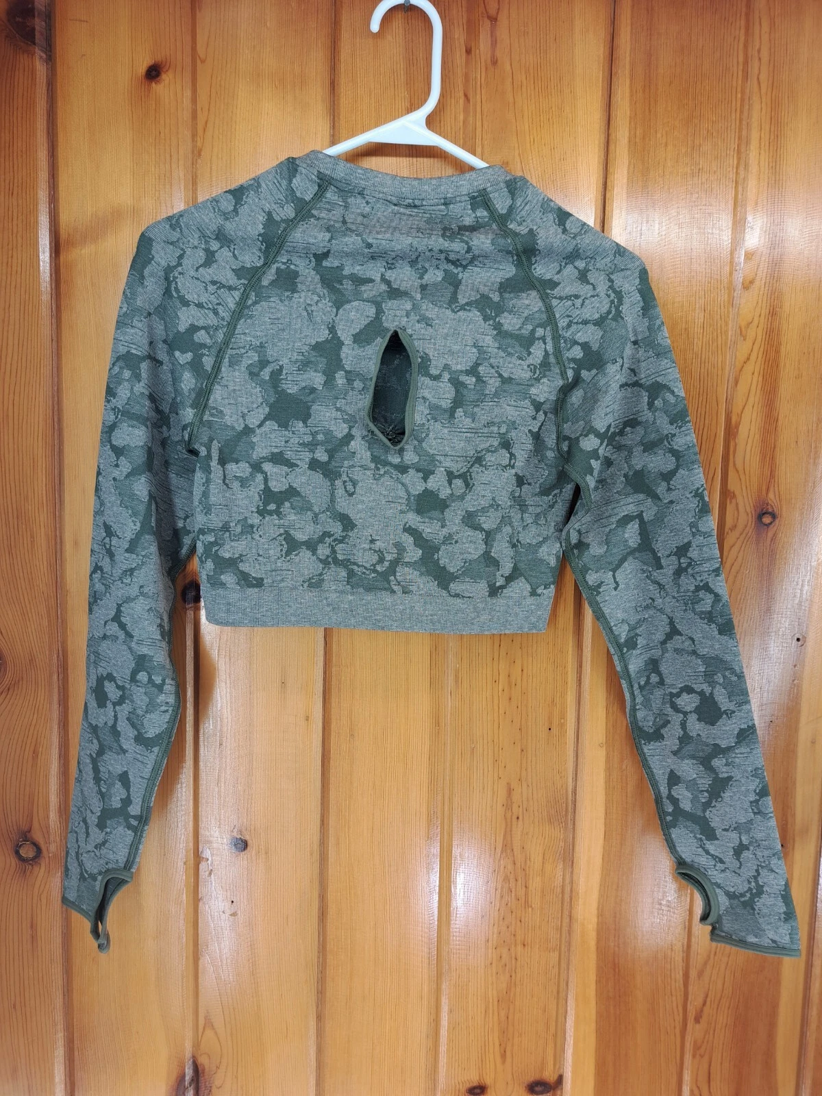 gymshark adapt camo seamless long sleeve crop top shirt