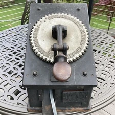 VTG ROOVERS Brothers Embosser 1905 Tapewriter Industrial size with tape TESTED