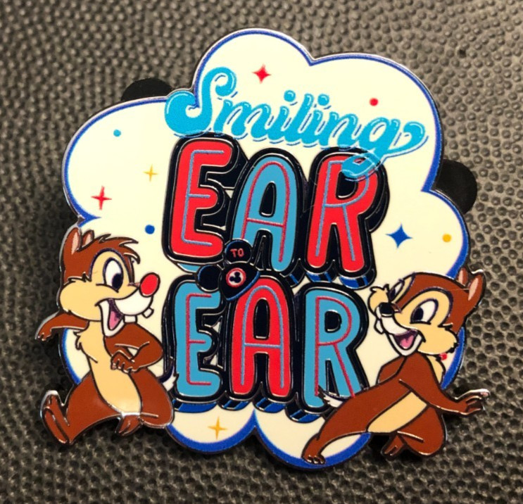 Disney pin 181745 Chip and Dale Smiling Ear to Ear Best Day Ever Disneyland