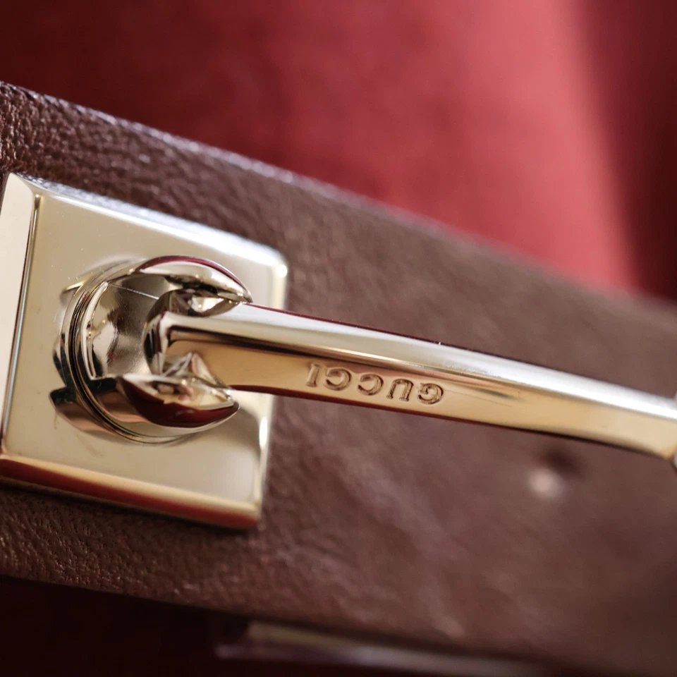 READ Gucci burgundy wool short sleeve belted dress jewel horsebit 364368 4 / S - Image 2 of 4