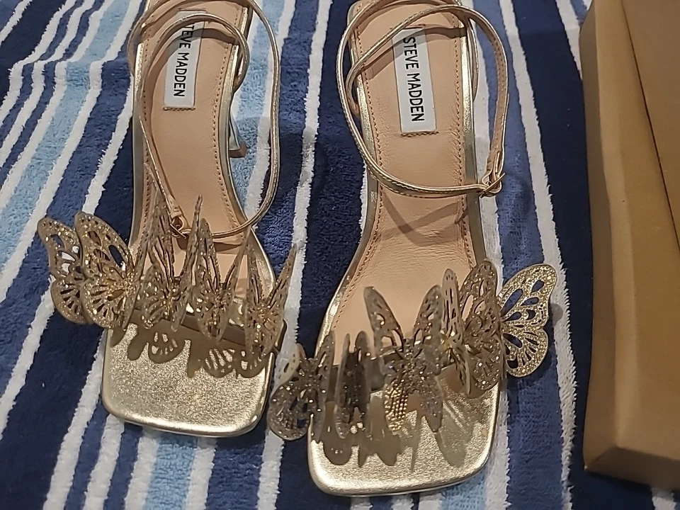 Steve Madden Azariah Pink Butterfly Rhinestone Heel, Size 9 - Image 2 of 4