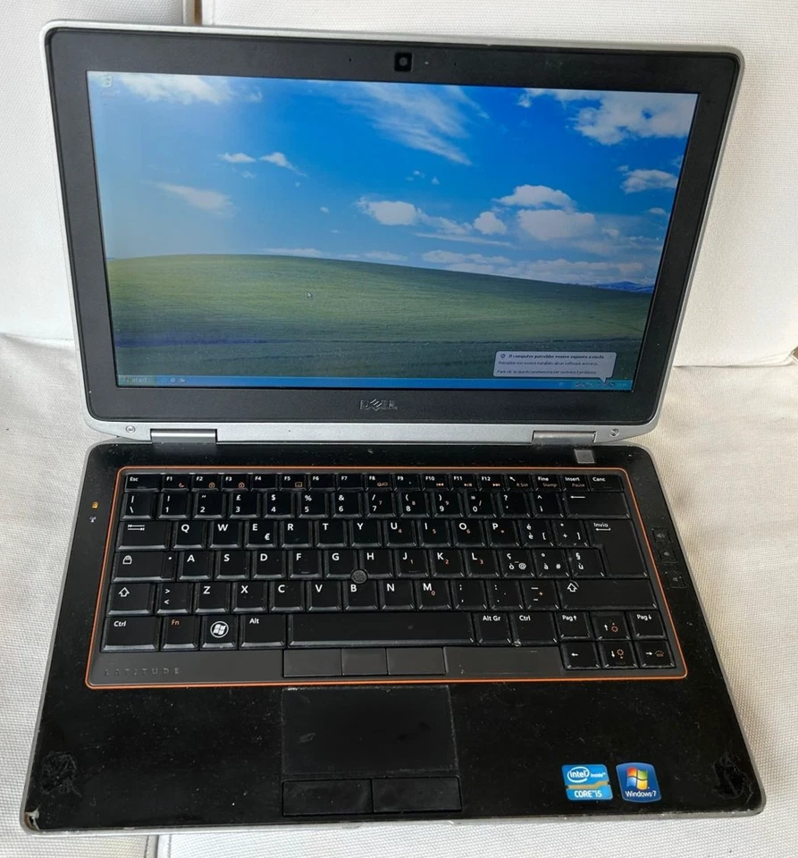 Dell Latitude E6320 13" computer portatile Intel Core i5 4Gb RAM 320GB HDD WinXP - Immagine 2 di 4