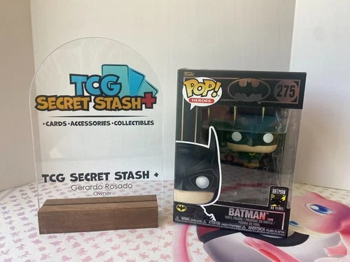 Funko Batman #275 Batman (1989) w/ Batarang + Protector
