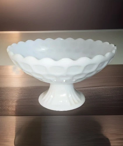 Vtg Yorktown Federal milk glass pedestal fruit bowl with honeycomb pattern-EUC