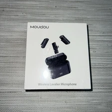 Wireless Microphone Plug Play Charging Case Podcast Phone Video Record BRAND NEW