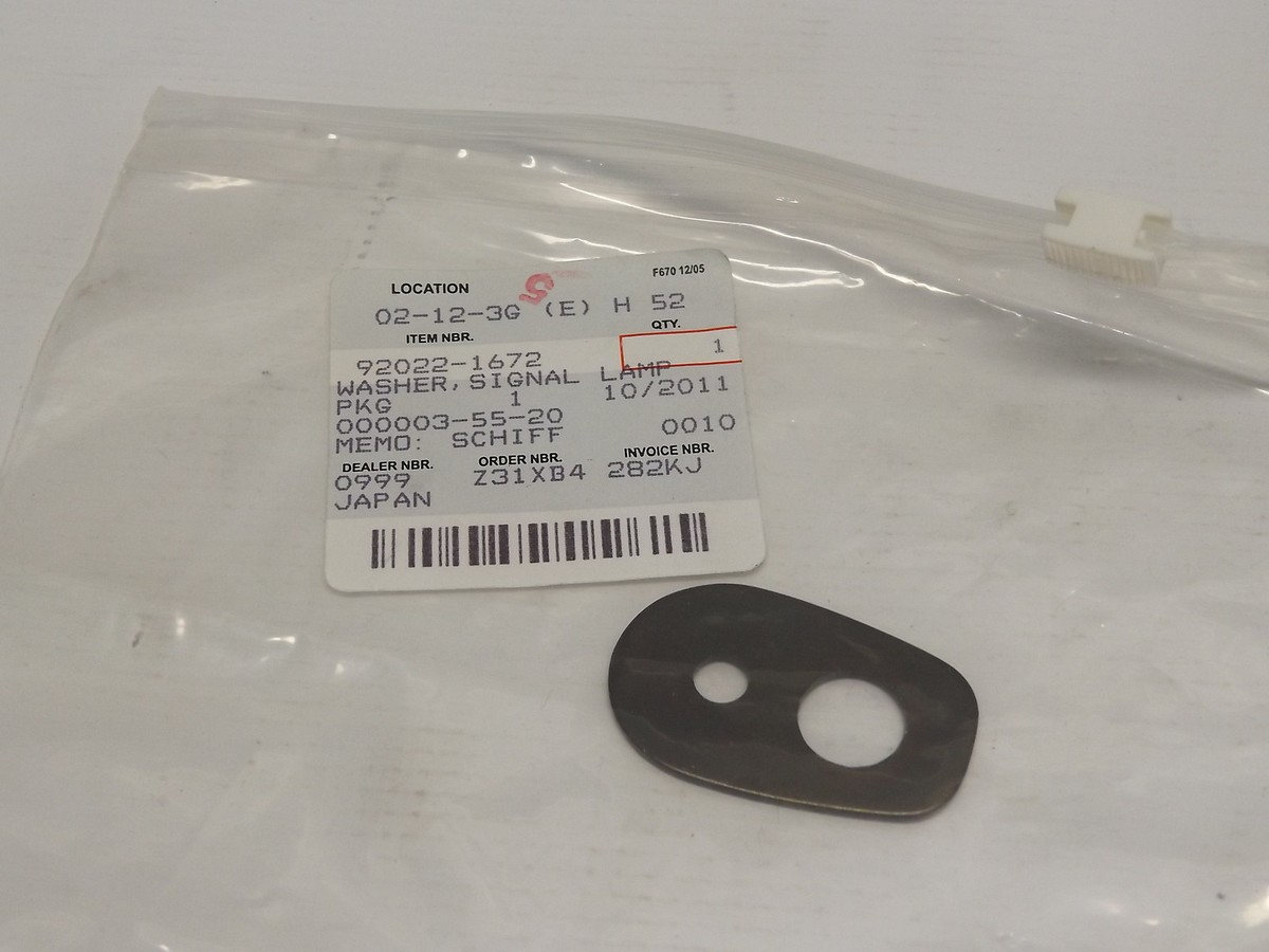 NOS KAWASAKI 92022-1672 TURN SIGNAL LAMP WASHER ZG1000 EX500 ZX600