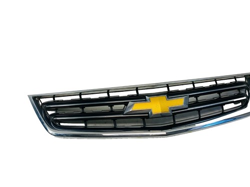 OER T70464 1994-02 Chevrolet C/K Truck/SUV; Front Grill; With Emblem Pro...