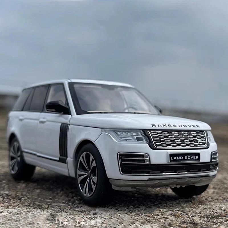 1:32 Range Rover SUV 2023 Alloy Model Car Toy Diecasts Sound Light Toy Vehicle - Image 3 of 4