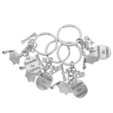 4Pcs Graduation Keychain Set 2026 Silver Metal Keepsake for Students Decor
