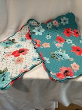 Pioneer Woman Quilted  Reversible Placemats S...