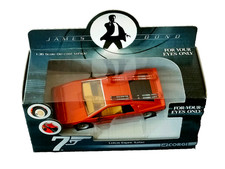 Corgi (CC04704) Lotus Esprit Turbo - Bond 007 - For Your Eyes Only BNIB  1/36