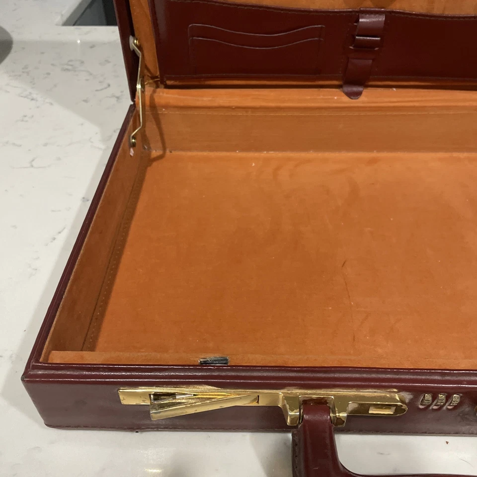 Maletín de colección Airway Presto Combination Lock para hombre de cuero con clase Foto 2 de 4