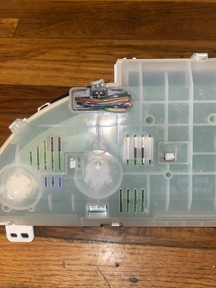 2008-2012 Honda Accord Speedometer Gauge Cluster OEM 210k 78100-TA0-A420-M1 - Image 4 of 4